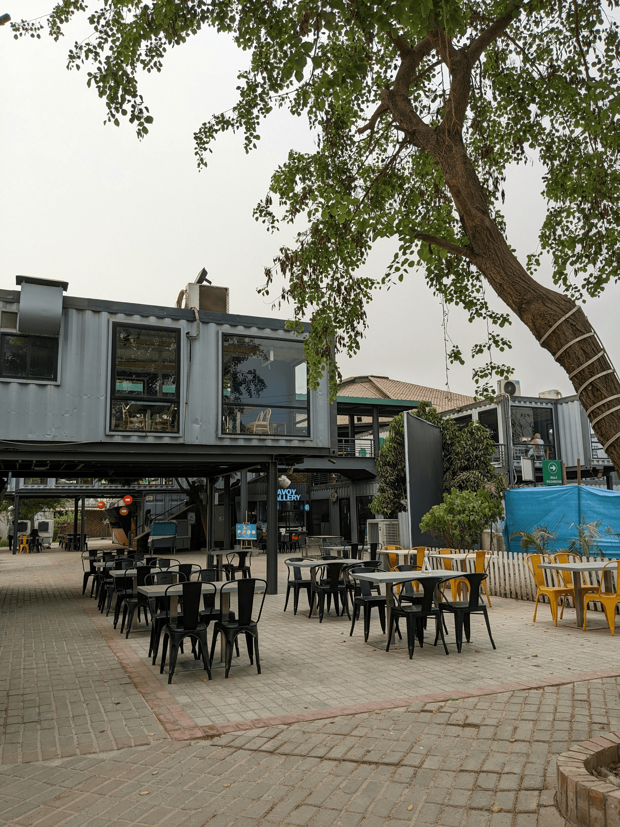 Container cafe expansion potential - PreFab Inc.