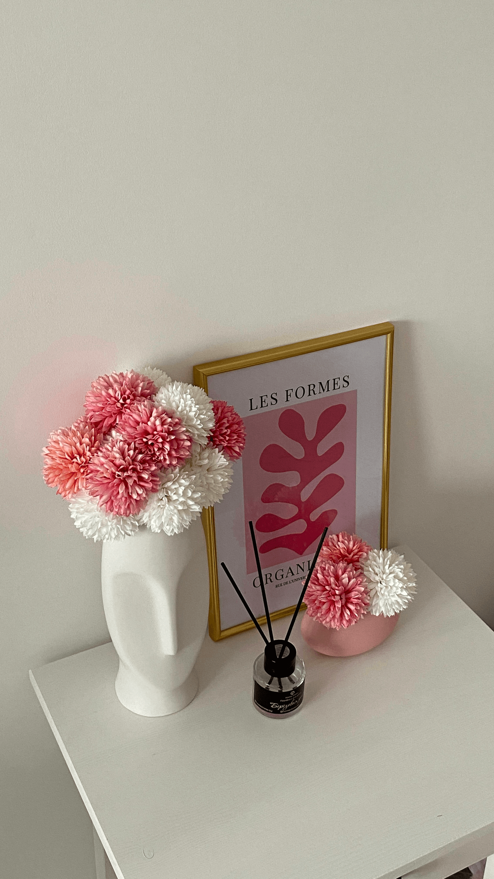 what are fake flowers made of