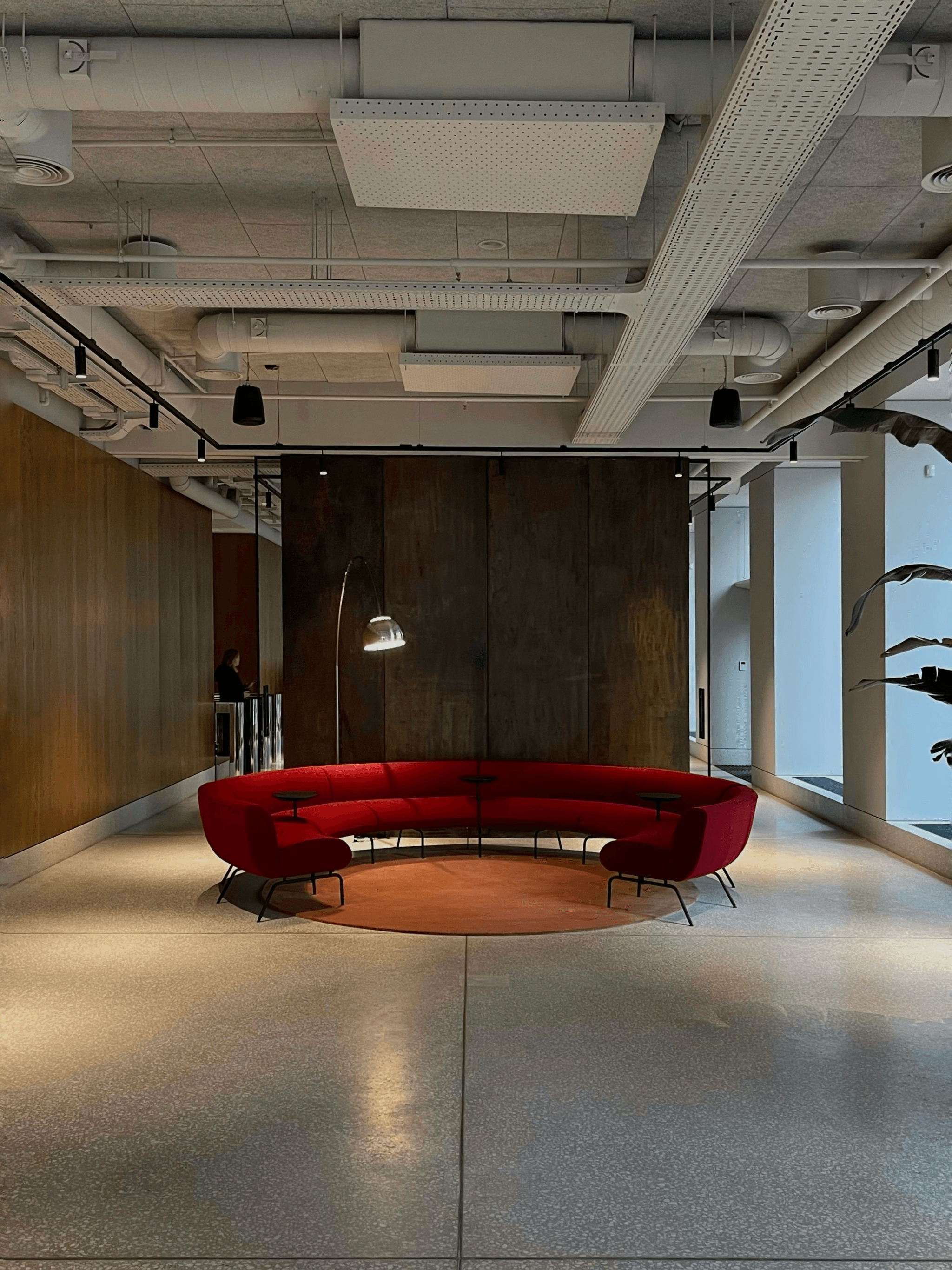 Modular office design with flexible open concept collaboration area