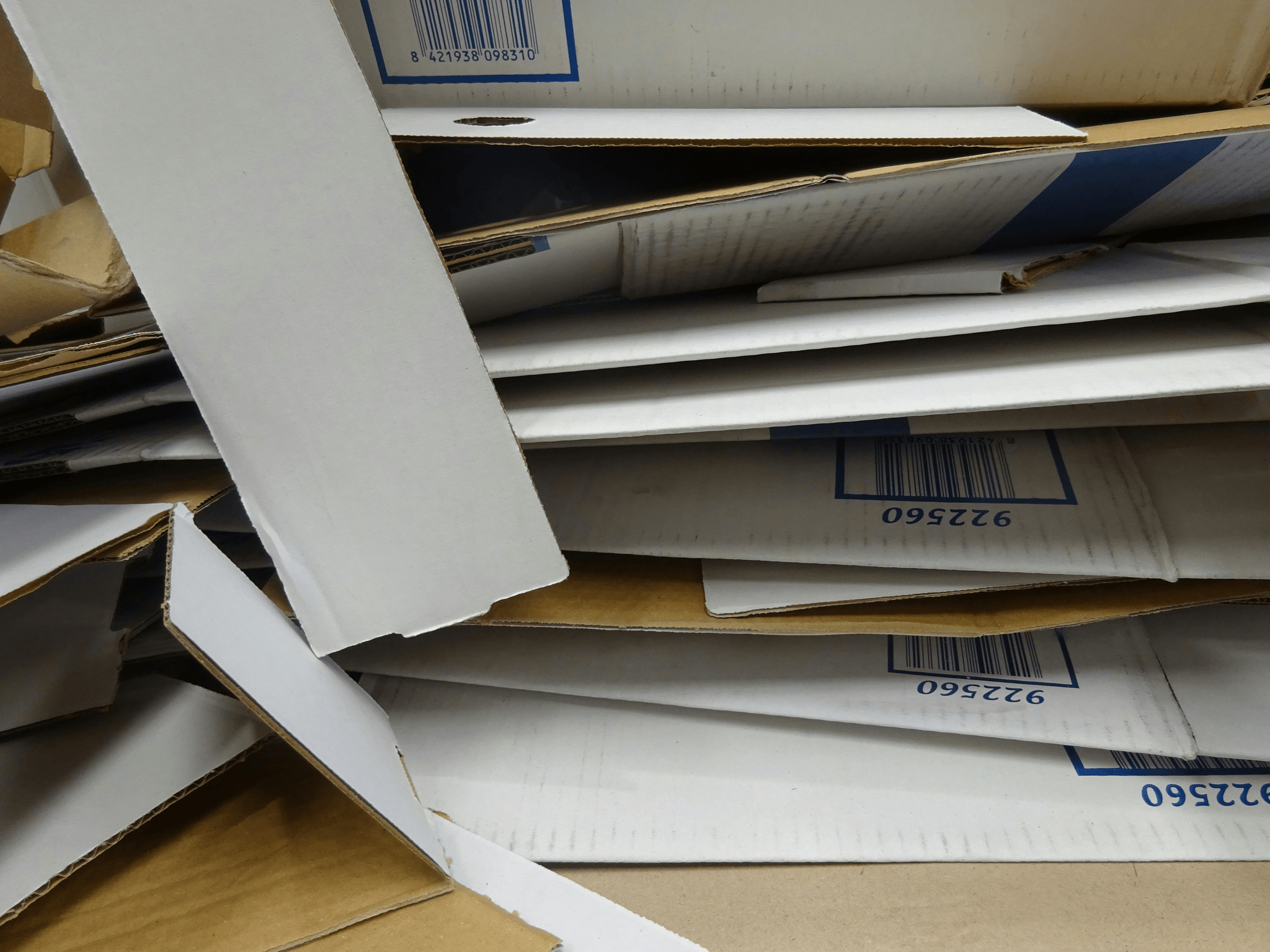 Effective communication in packaging sourcing enhances supplier relationships.