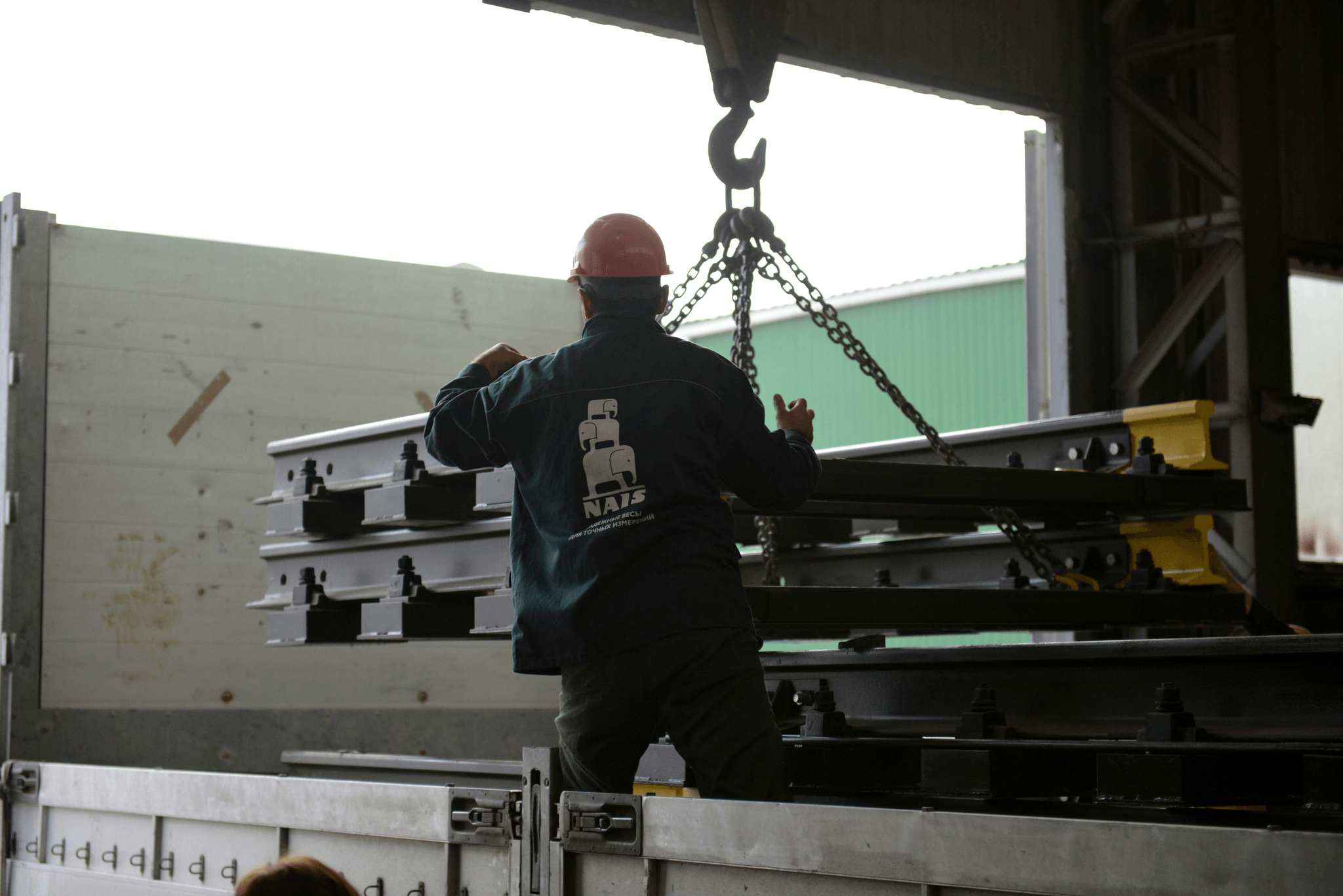 light gauge steel machine used in metal framing process